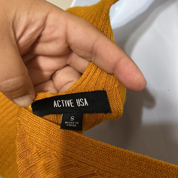 Active USA crop top color mustard size Small - Picture 3 of 6